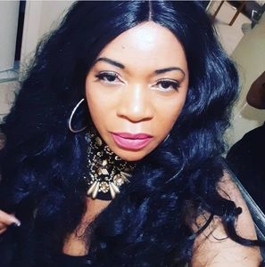 Meet your Posher, Jolie